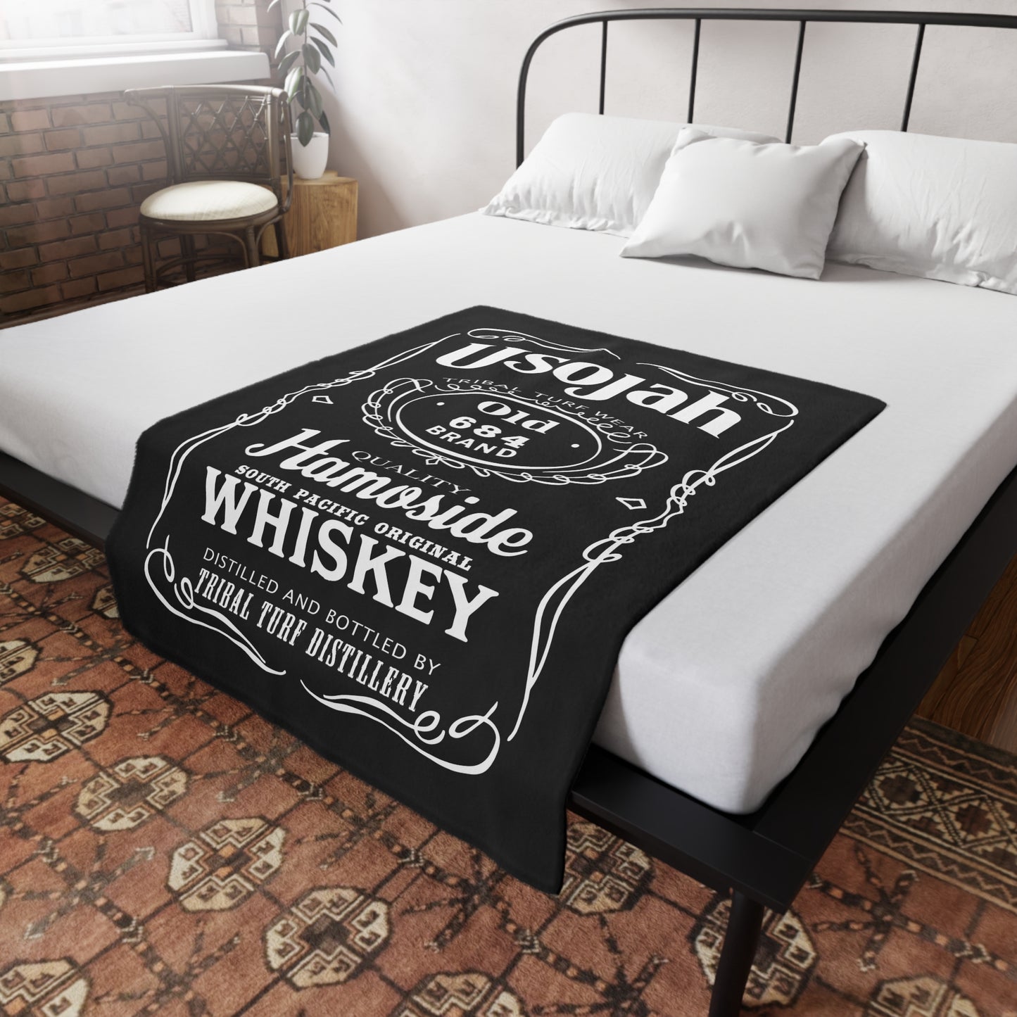 OLD 684 WHISKEY Plush Fleece Blanket, Black Samoa Whiskey